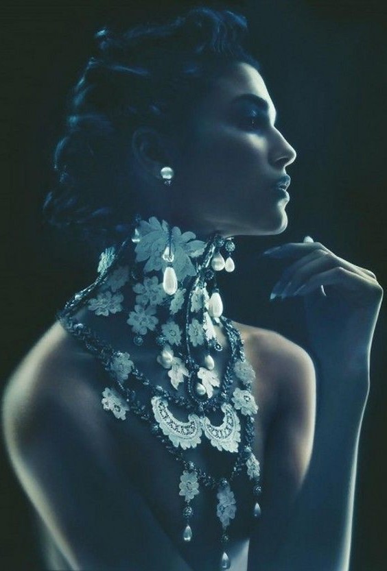 050525 Έλλειψη